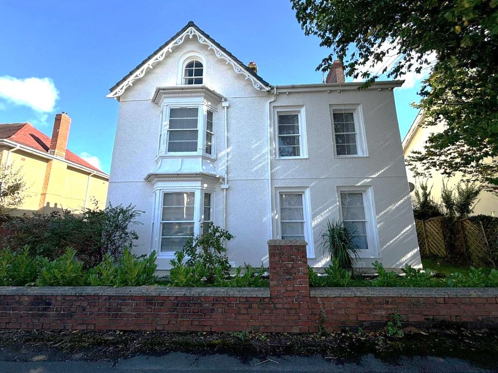 Property photo 2 of 34 Bkzpjkg8.Png