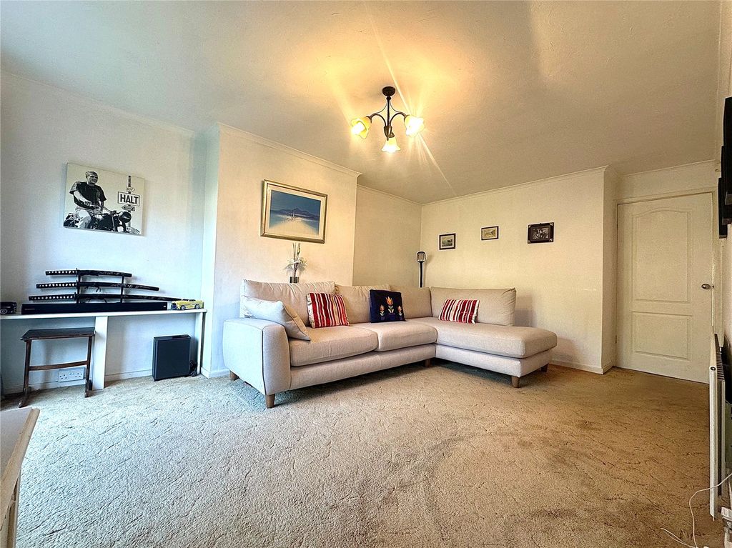 Property photo 2 of 26 Picture No. 17