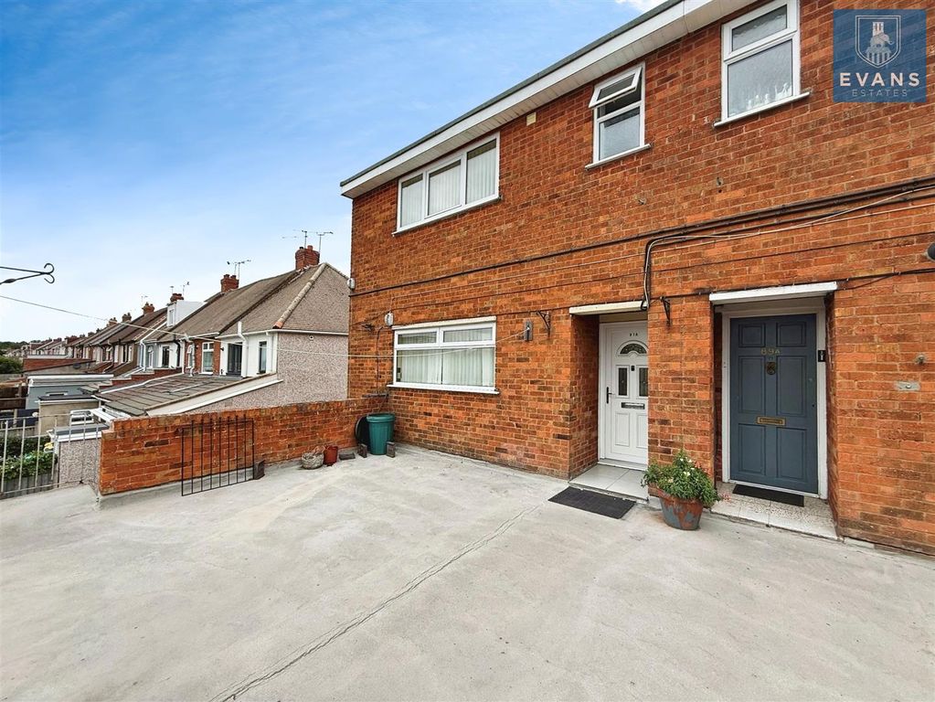 Property photo 1 of 15 Front