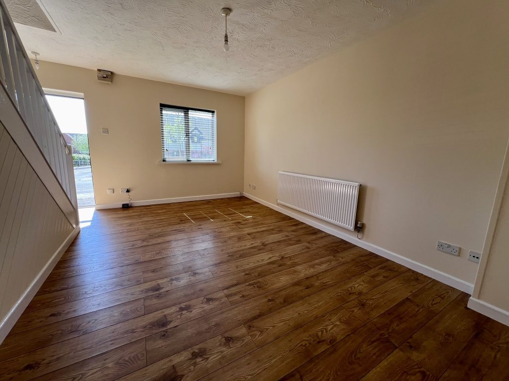 Property photo 2 of 9 Img_0470