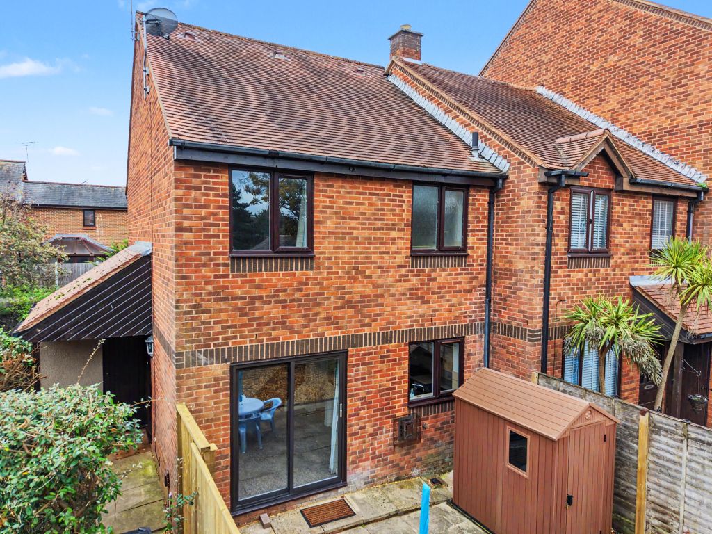 Property photo 2 of 11