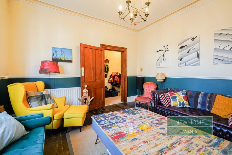 Property photo 3 of 31 Photo 12