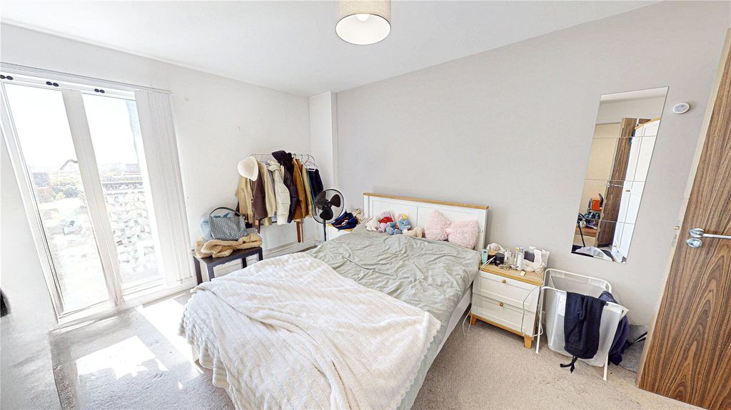 Property photo 2 of 7 Picture No. 04