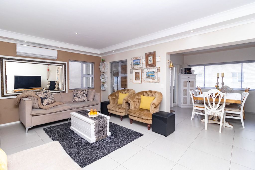 Property photo 2 of 21 1TV1709385