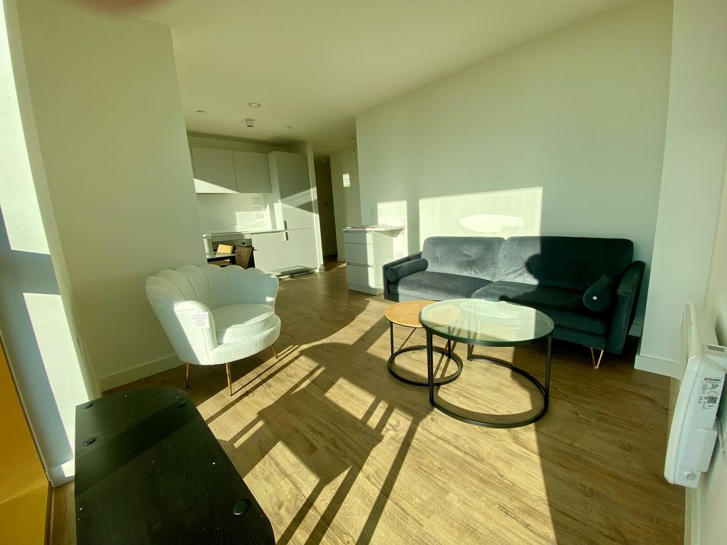 Property photo 3 of 17