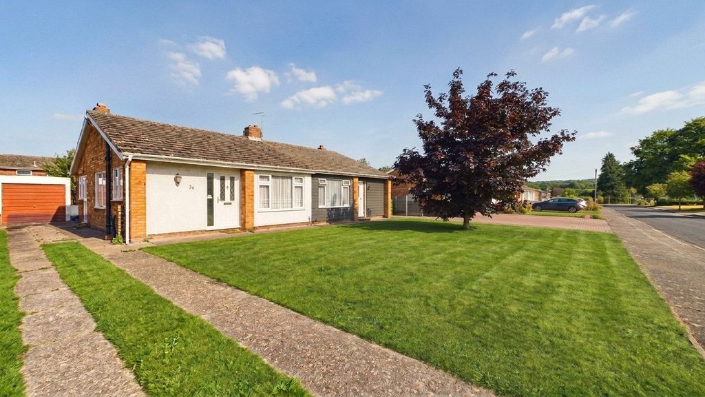 Property photo 1 of 10 Front