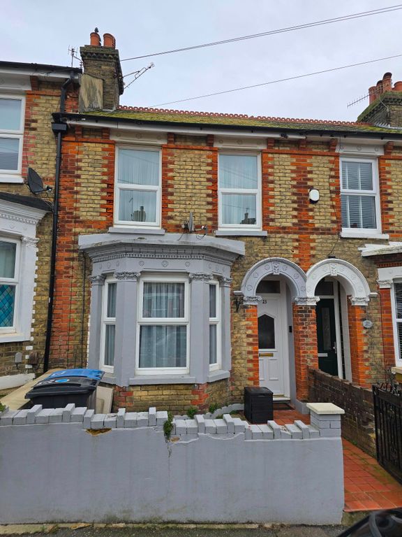 Property photo 2 of 24