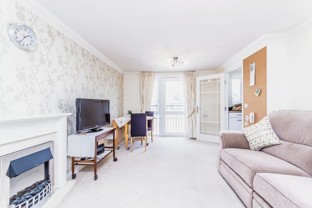 Property photo 1 of 18 Photography