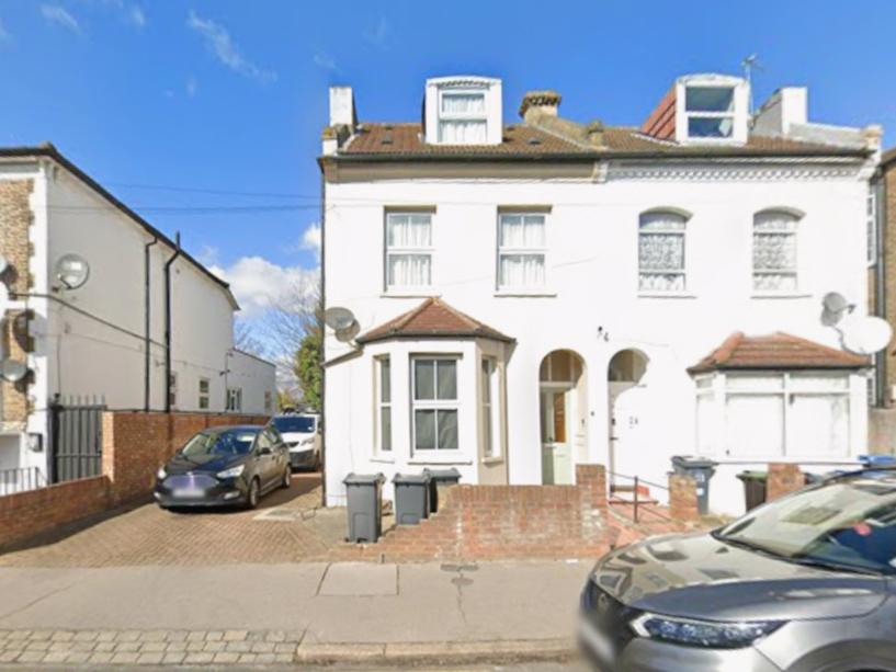 Property photo 1 of 2