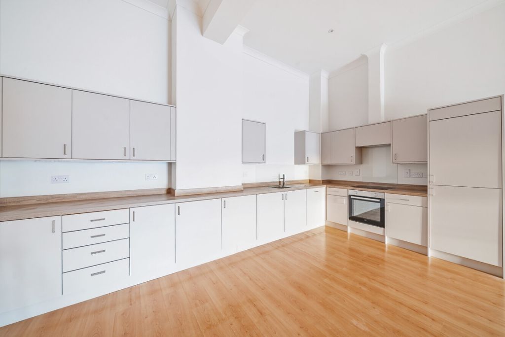 Property photo 3 of 8 1255166 (4)
