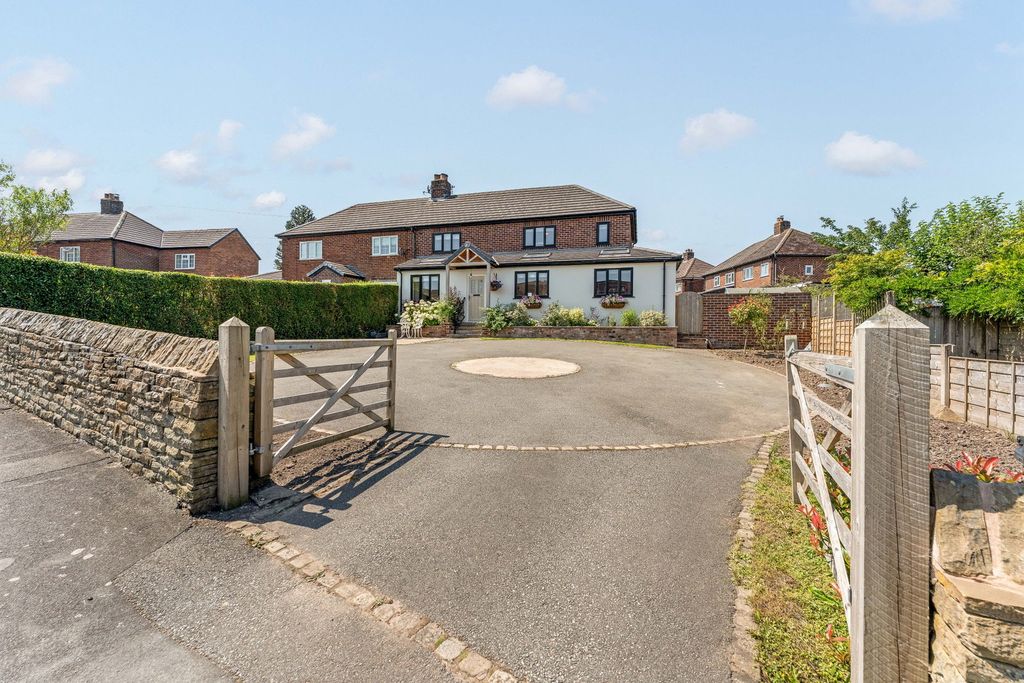 Property photo 1 of 31