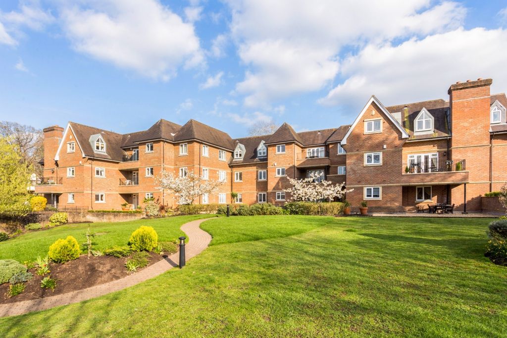 Property photo 1 of 13