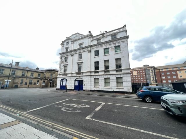 Property photo 1 of 1 Images