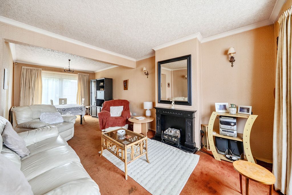 Property photo 3 of 23 1466822-16-6A1Dcb...