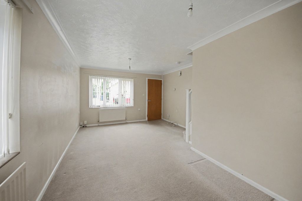 Property photo 2 of 16 3 Oak Tree Way, Histon, Cambridge, Cambridgeshire, Cb24 9Bp