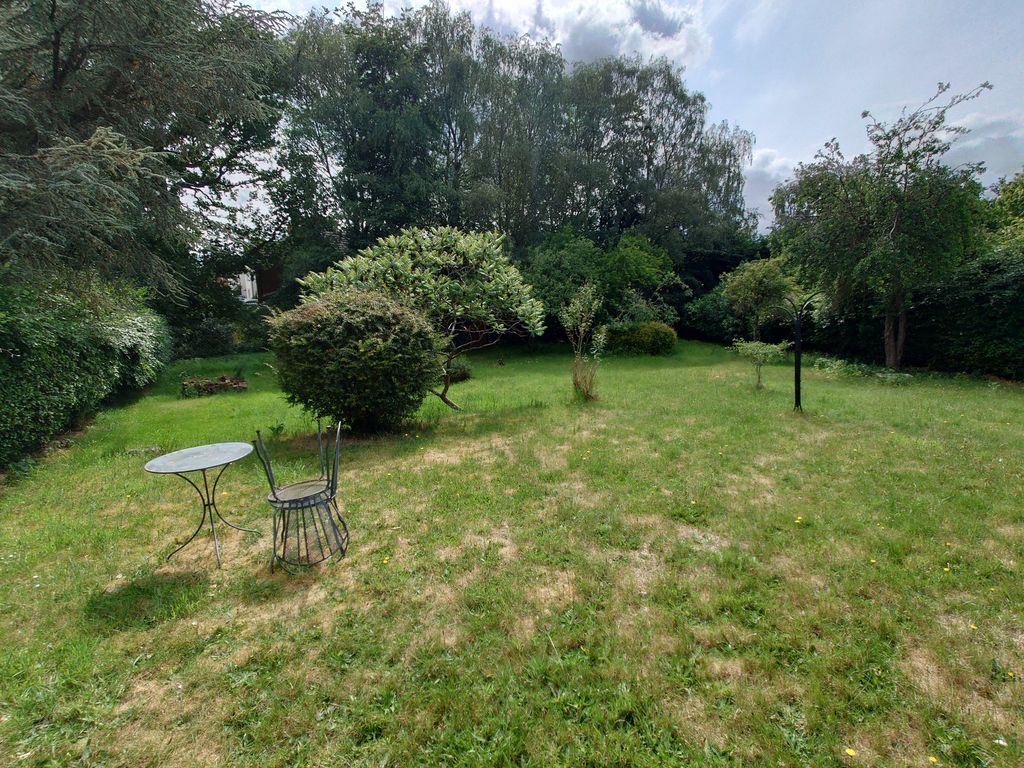 Property photo 3 of 11