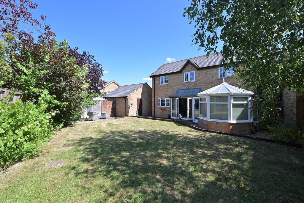 Property photo 1 of 17