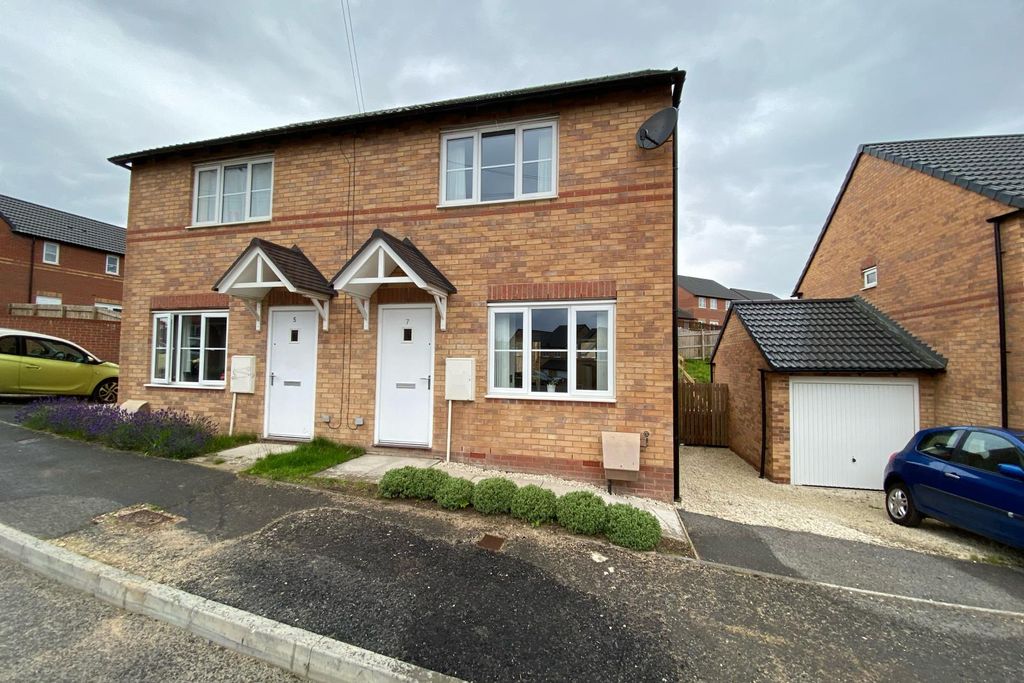 Property photo 1 of 14 Front External