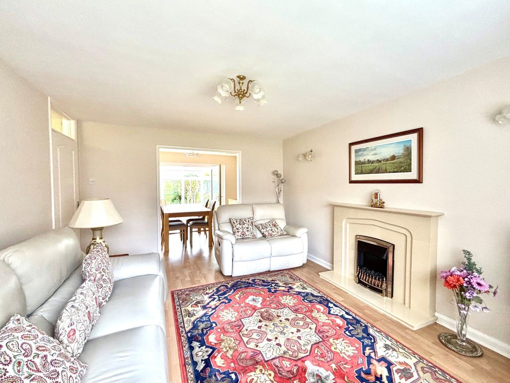 Property photo 3 of 19