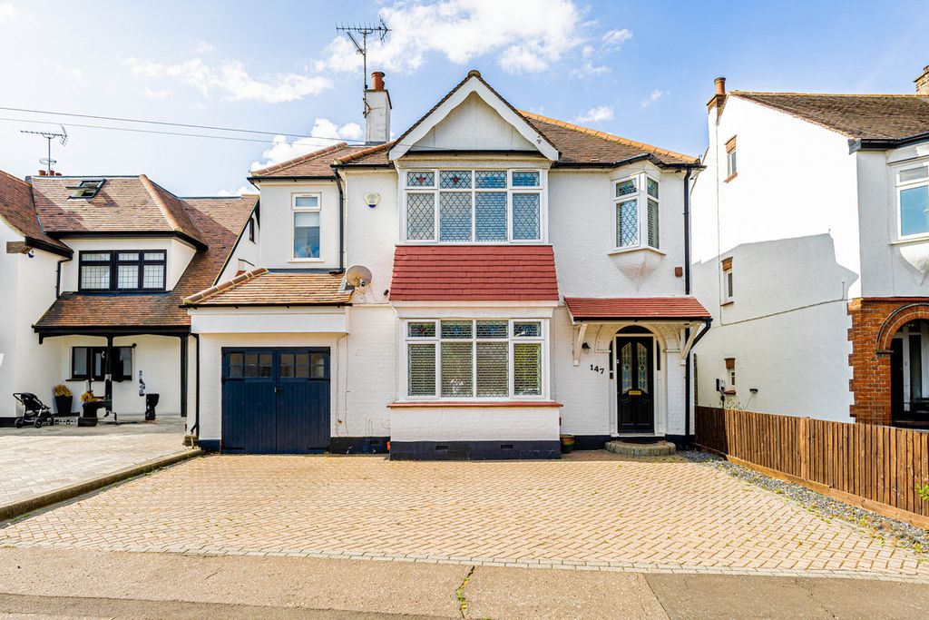 Property photo 1 of 34