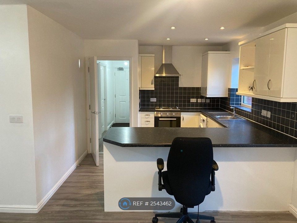 Property photo 2 of 7