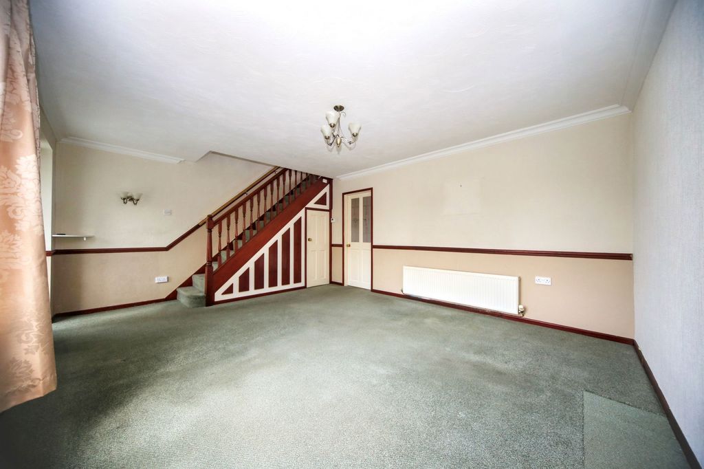 Property photo 3 of 26