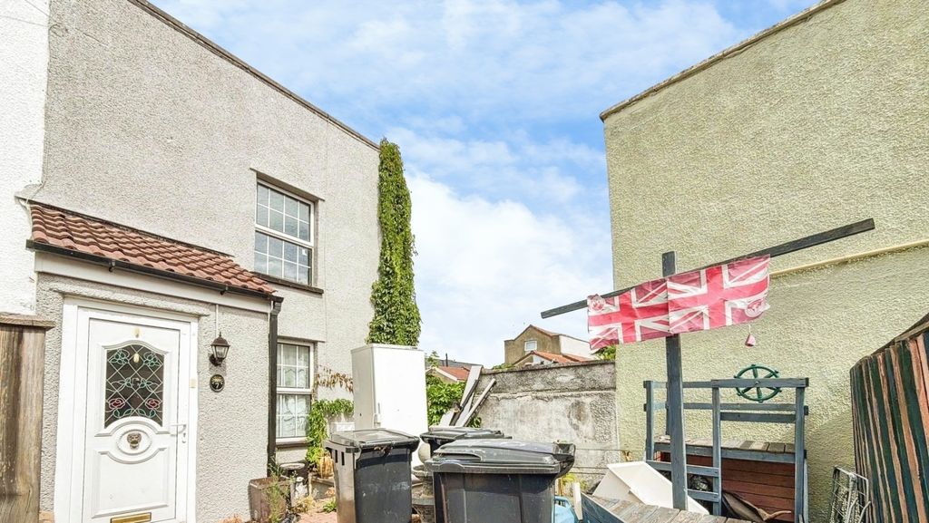 Property photo 1 of 16 Pbox-Img.Jpg
