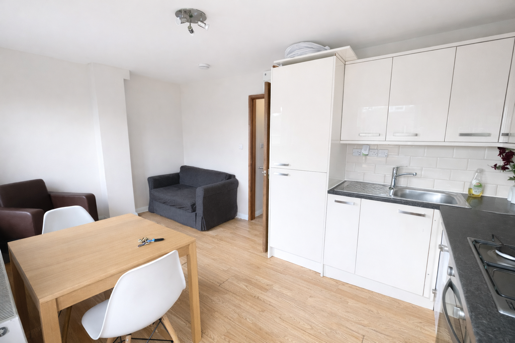 Property photo 3 of 9