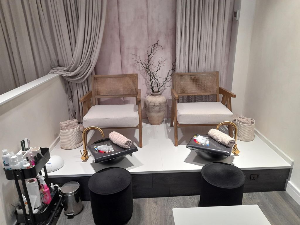 Property photo 3 of 7 Photo 3