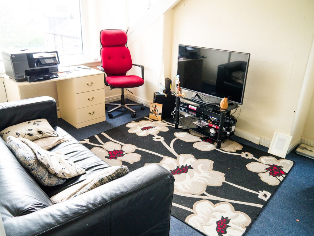 Property photo 2 of 3