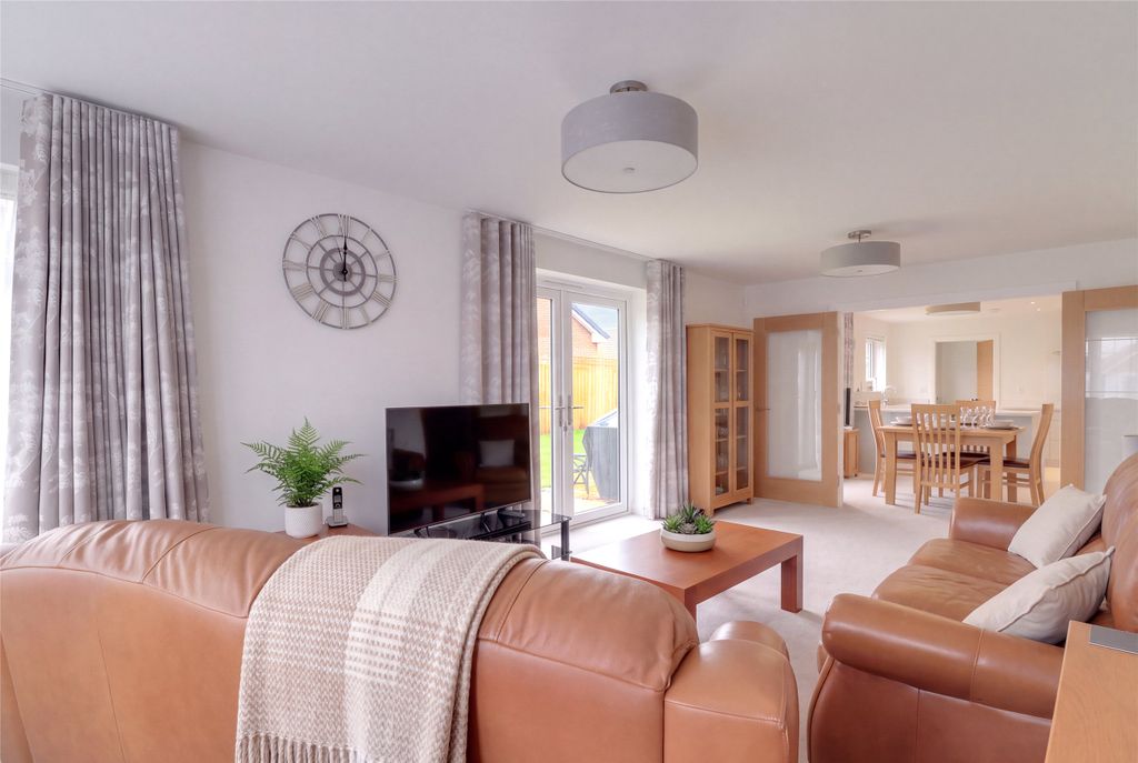 Property photo 3 of 13 Picture No. 26