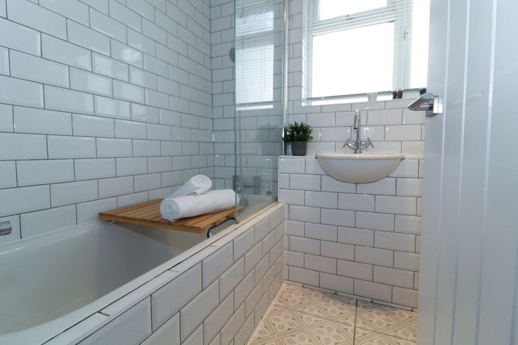 Property photo 3 of 17 Img_7724