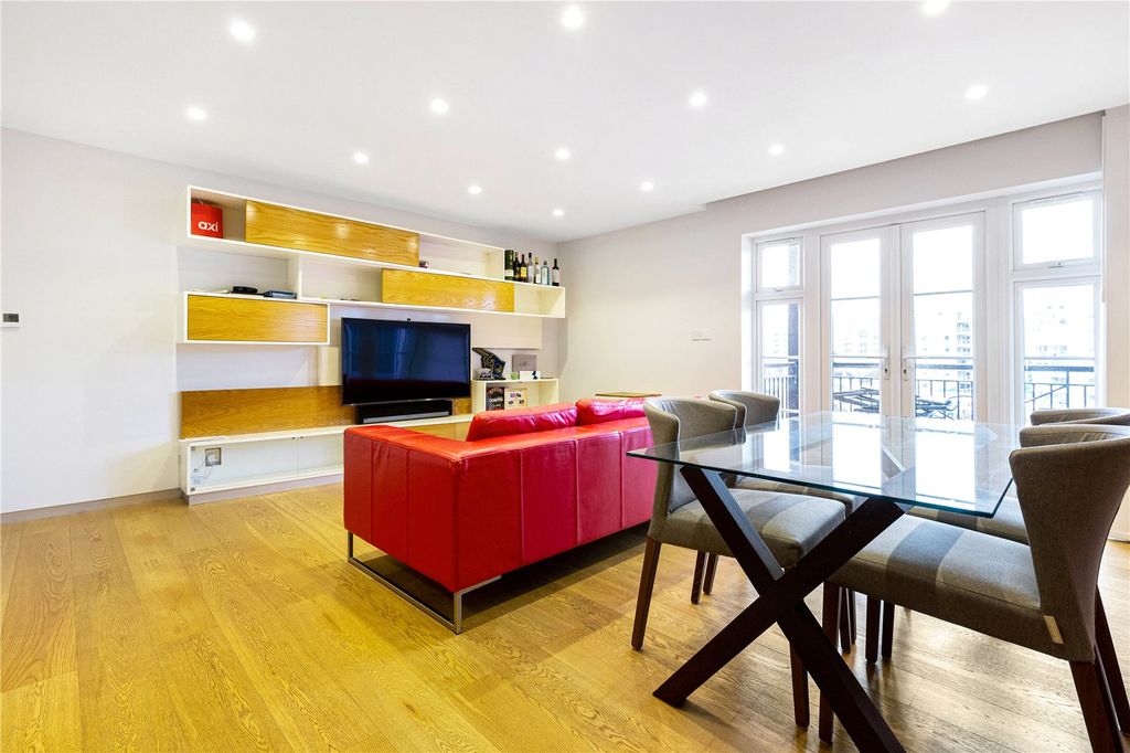 Property photo 1 of 18 Picture No. 21