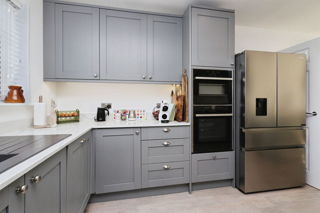 Additional image 17 of 4 bed detached house for saleCoach Barn Lane, Hailsham BN27