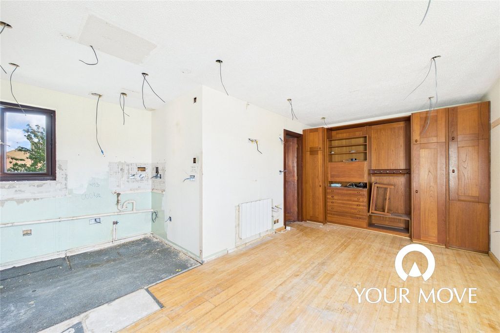 Property photo 3 of 5 Picture No. 04