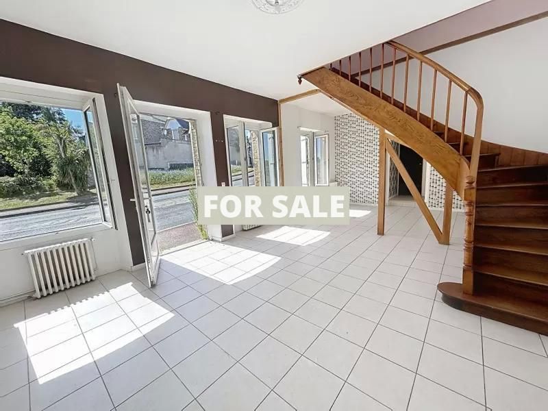 Property photo 1 of 12