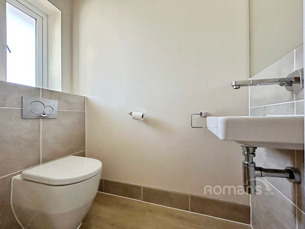 Property photo 3 of 16 Pbox-Img.Jpg