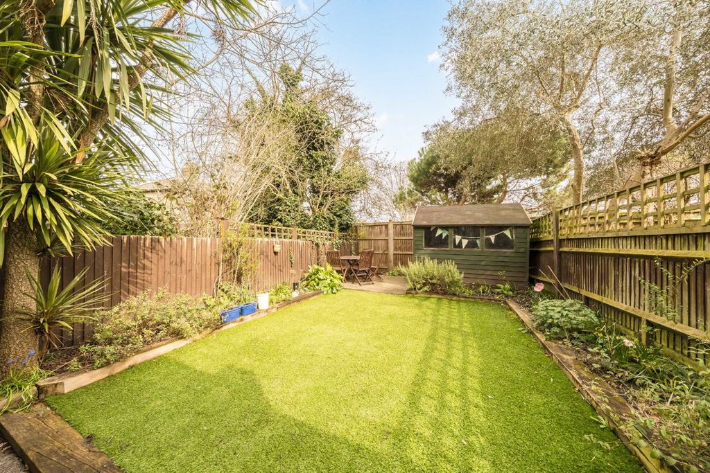 Property photo 3 of 10