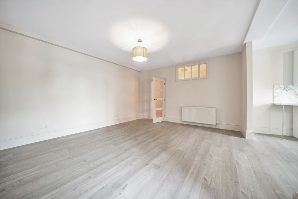 Property photo 3 of 7 1048204 (3)