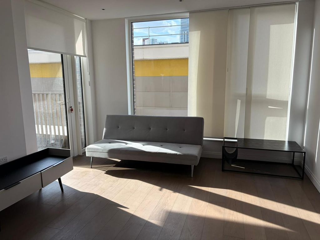 Property photo 2 of 7 Whatsapp Image 2025-10-28 At 12.08.38_9249626A.Jpg