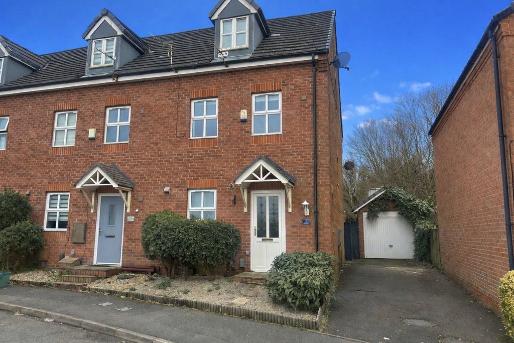 Property photo 1 of 18 External