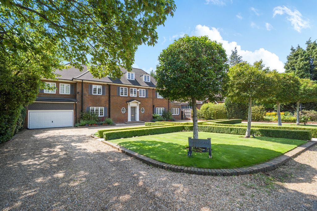 Property photo 1 of 68 1480239-54-6A58d0...