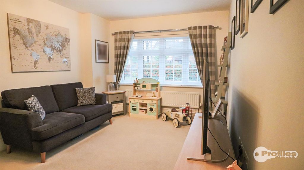 Property photo 2 of 28 Img_8956.Jpg