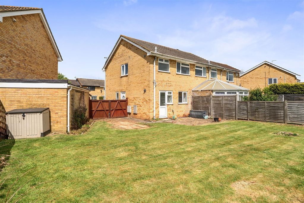 Property photo 1 of 16 Rear Garden
