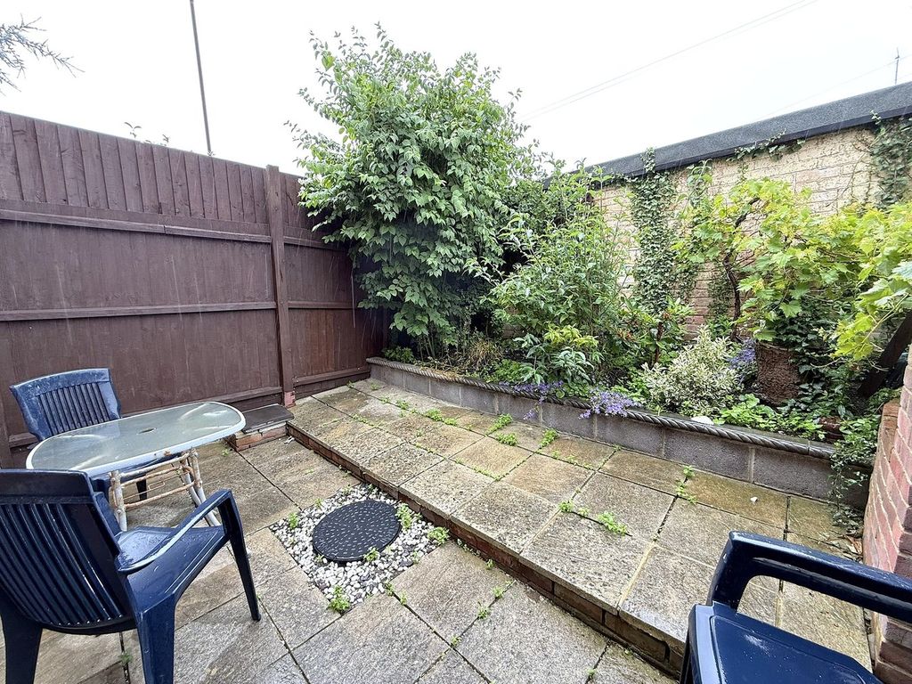 Property photo 2 of 15