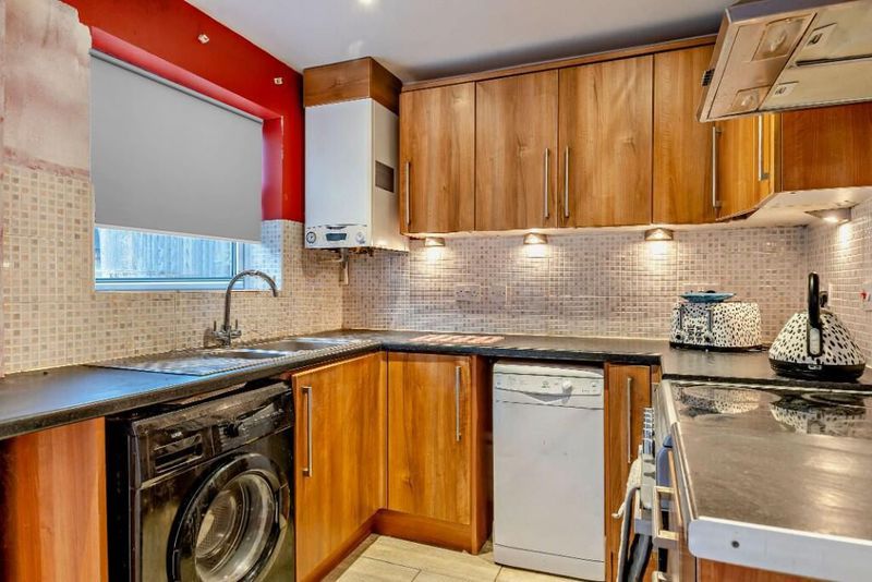 Property photo 2 of 11 Photo 2