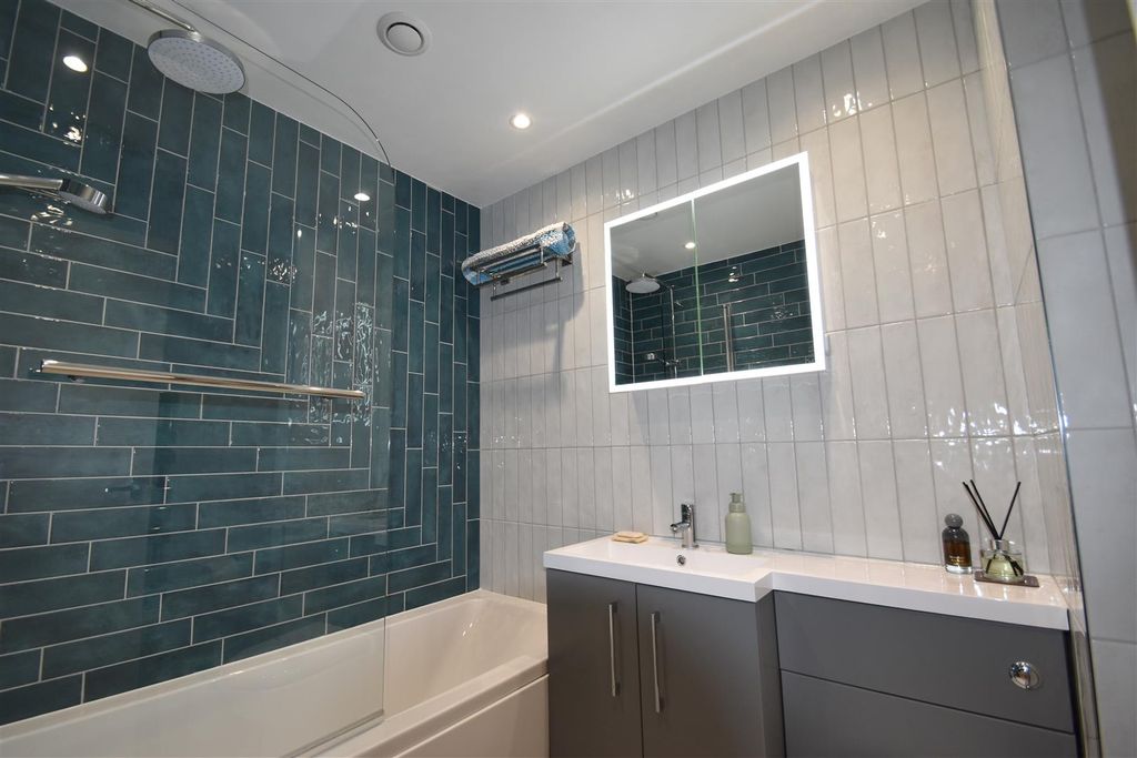 Property photo 3 of 11 3.Jpg