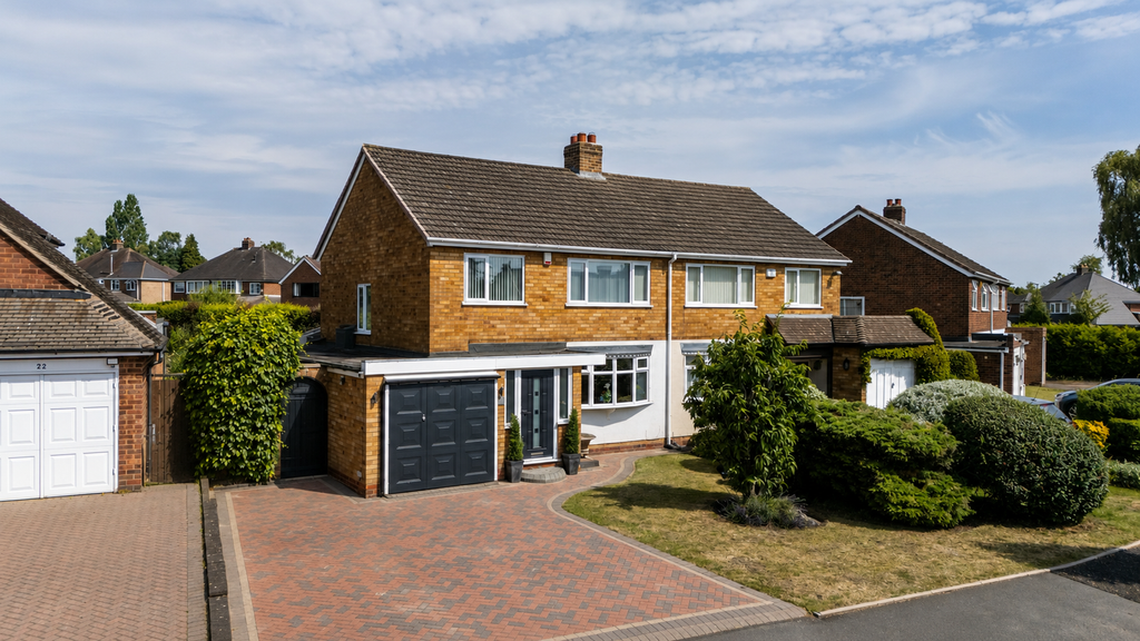 Property photo 2 of 27