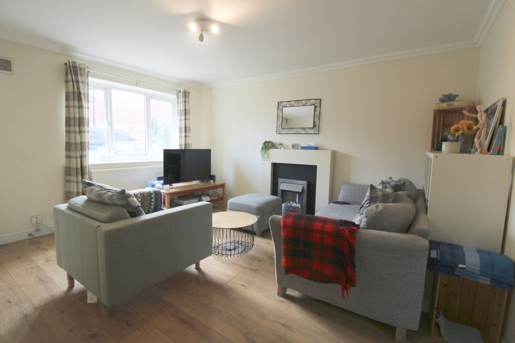 Property photo 2 of 9 Img_1447