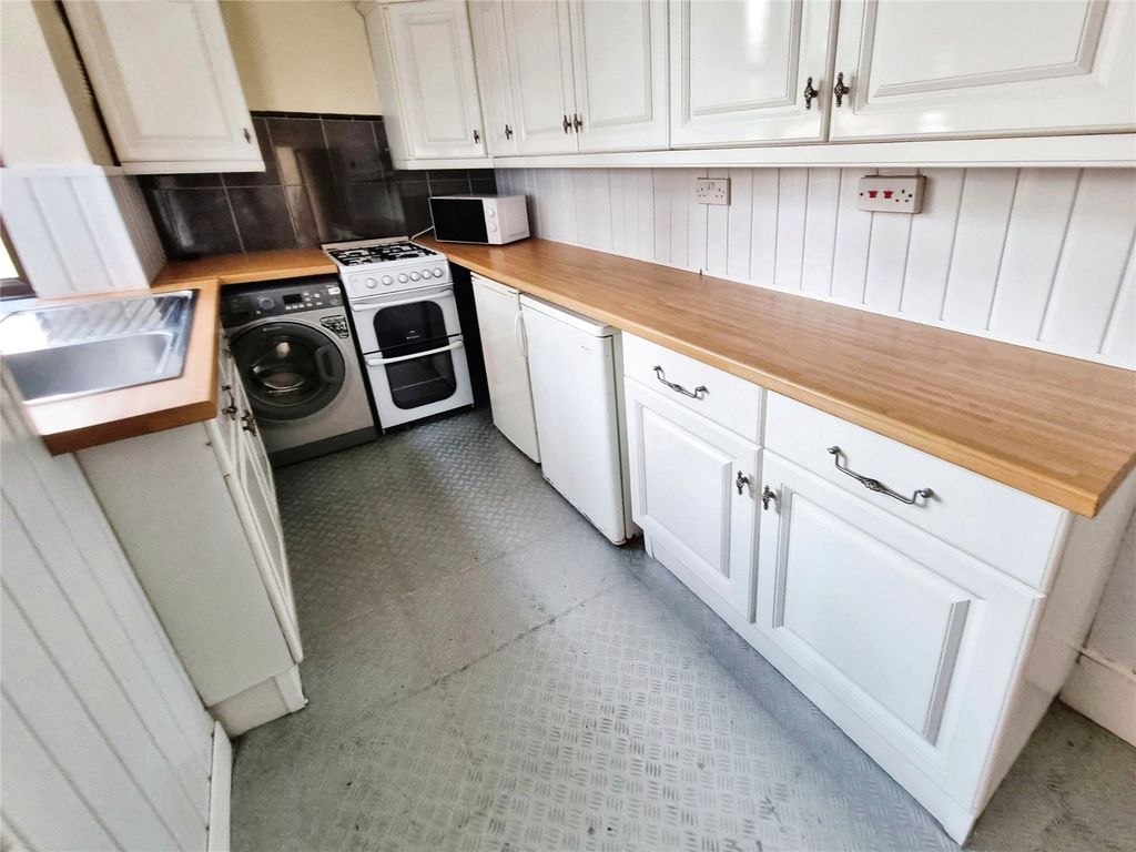 Property photo 2 of 8 Picture No. 07